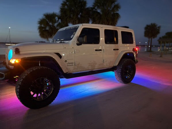 Jeep wrangler with led rgbw underglow lighting 